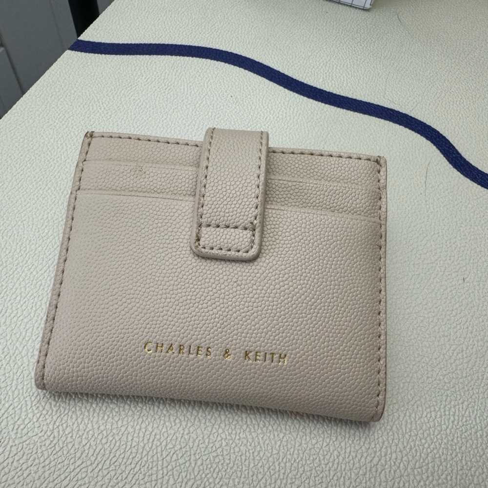 Charles & Keith Card holder